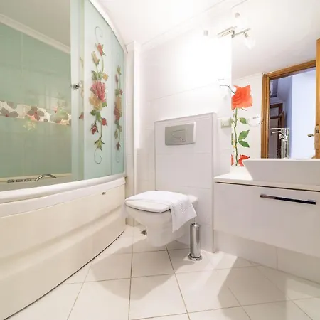 Exceptional Apartment With Sea View Near Mermerli Beach In Muratpasa, Antalya Apartamento Antalya