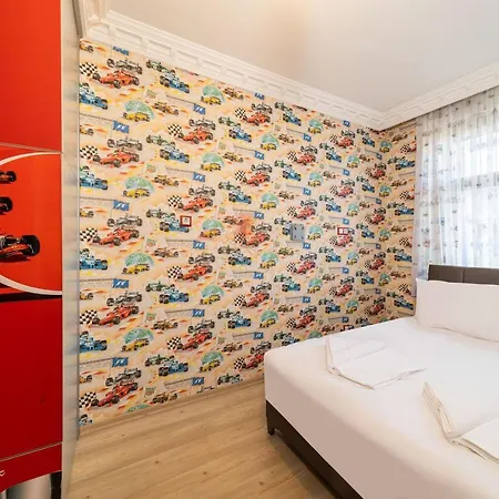 Exceptional Apartment With Sea View Near Mermerli Beach In Muratpasa, Antalya * Antália